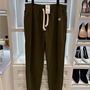Todd Snyder Dark Olive Joggers